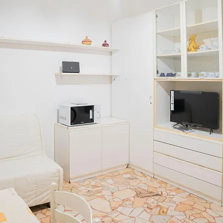 039c- Casa Residenziale A A 5 Minuti Dal Mare דירה *